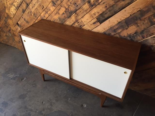 Custom Mid Century Style Walnut Sculpted Base Credenza with painted doors